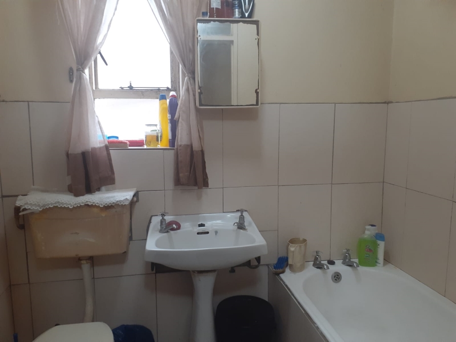 2 Bedroom Property for Sale in Sidwell Eastern Cape